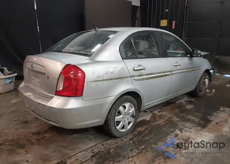 2008 Hyundai Accent Gls z USA, uszkodzony, nr VIN KMHCN46C48U187363
